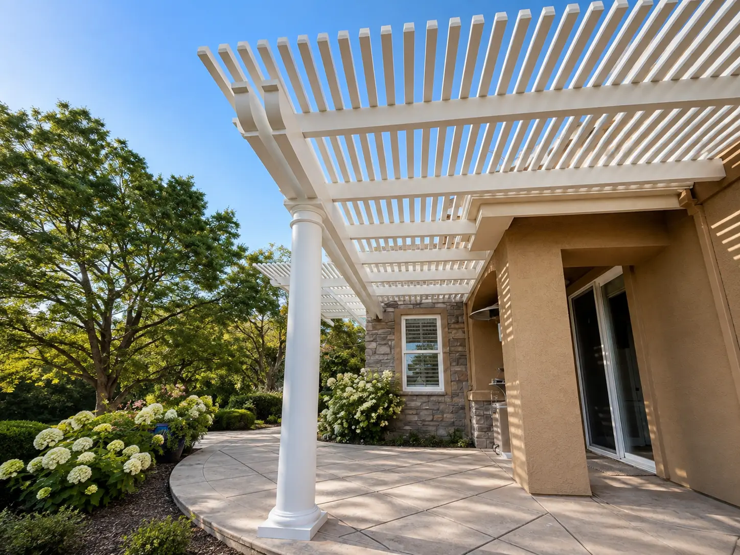 Completed aluminum patio cover project in Northern California